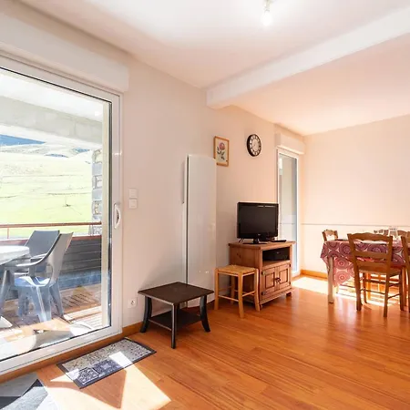 Au Pied Des Pistes Pour 6 Personnes - Fr-1-695-90 * Gouaux-de-Larboust