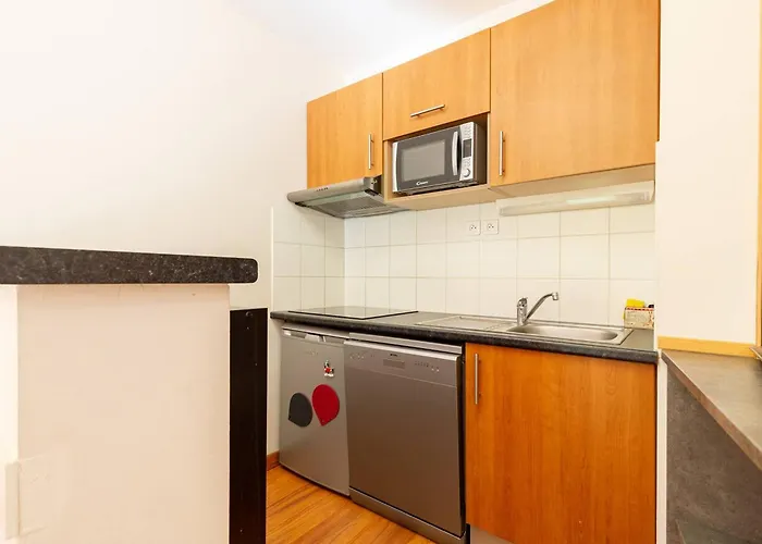 Au Pied Des Pistes Pour 6 Personnes - Fr-1-695-90 Gouaux-de-Larboust