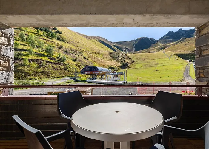 Au Pied Des Pistes Pour 6 Personnes - Fr-1-695-90